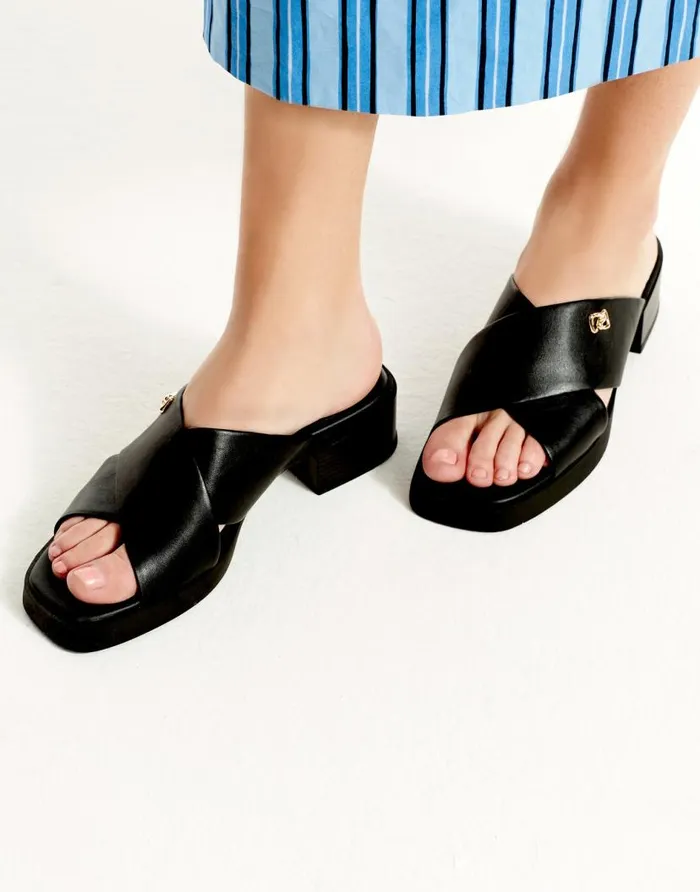 Aerosoles Comfortable Women039s Crisscross Slip On Low Block Heel Sandal In Black Faux Leather Black Faux Leather Women Clogs and Mules