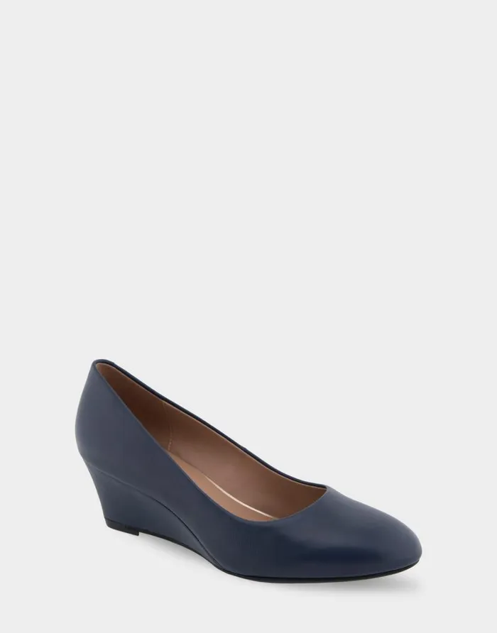 Aerosoles Comfortable Women039s Wedge Pump In Navy Genuine Leather Navy Genuine Leather Women Wedges