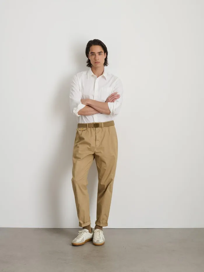 Alex Mill Pants Men Standard Pleated Pant In Chino Vintage Khaki