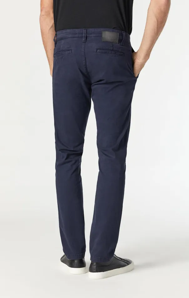 Johnny Slim Leg Chino In Dark Navy Twill Men Mavi Jeans Pants Johnny Slim Leg Chino In Dark Navy Twill Men Mavi Jeans Pants