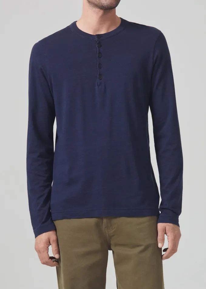 Men Shirts Citizens Of Humanity Classic Henley In Midnight