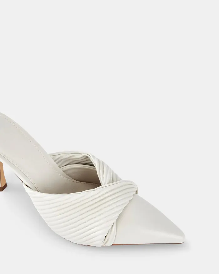 Pumps POWER MT CREAM Closed Toe Heels NOVO Shoes Women