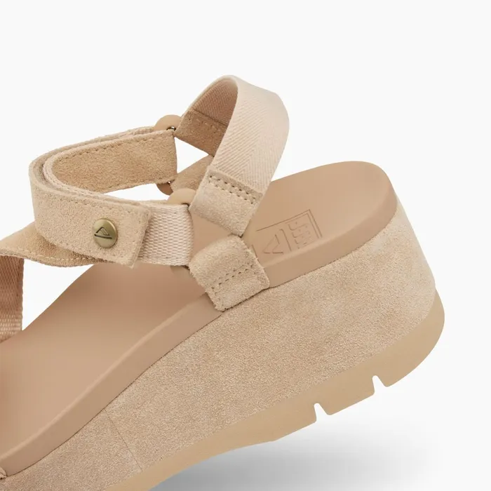 Reef Sandals Vista Higher Luna Oasis Suede 8211 Women Reef Sandals Vista Higher Luna Oasis Suede 8211 Women