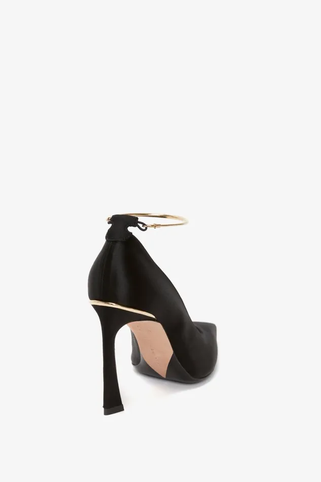 Shoes Women Victoria Beckham Pointy Toe Pump In Black Satin Shoes Women Victoria Beckham Pointy Toe Pump In Black Satin