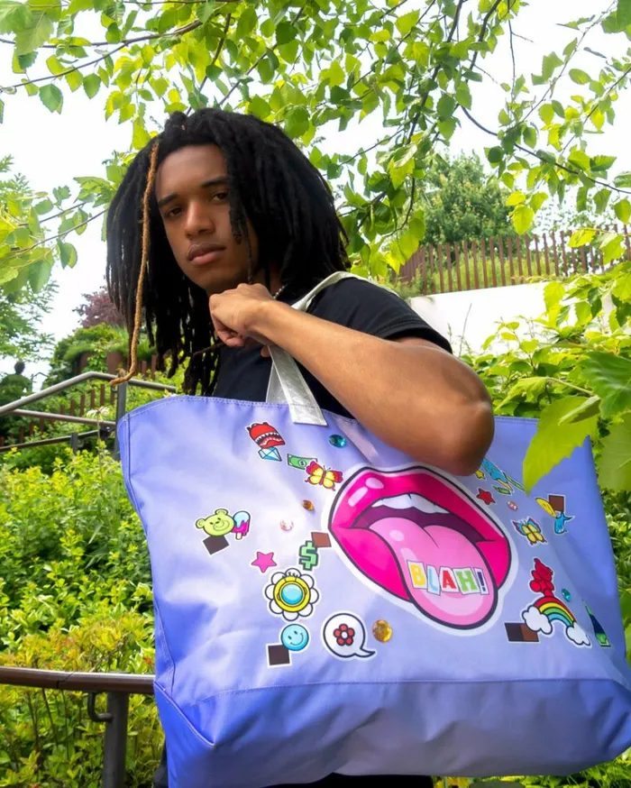 SPRAYGROUND BLAH BEACH TOTE Bags