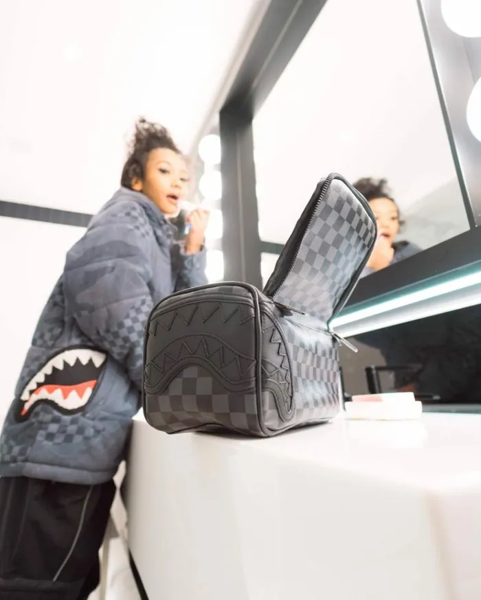 SPRAYGROUND HENNY BLACK TOILETRY BAG Bags