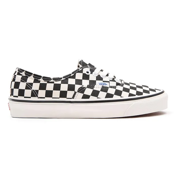 Vans Classics Men Anaheim Factory Authentic 44 DX Shoes Black White