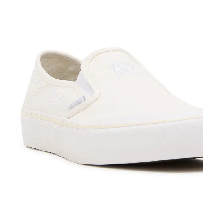 Vans Slipon Shoes Men X Wasted Talent SlipOn VR3 Shoes White