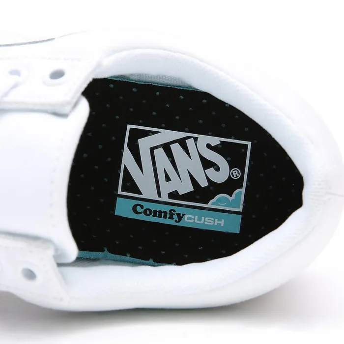 Vans View All Men Classic ComfyCush Old Skool Shoes White