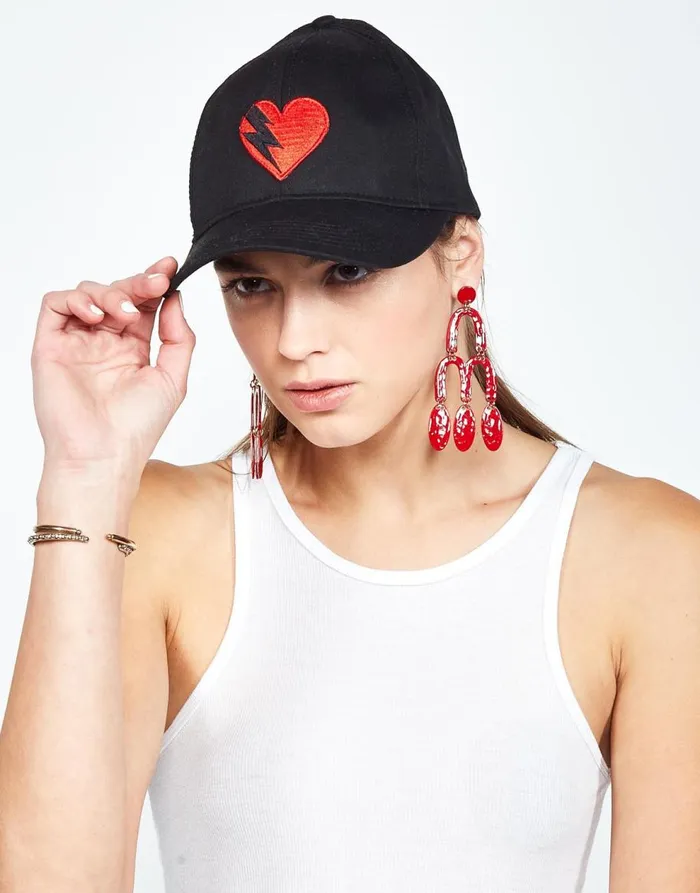 Women039s Bay Lightning Heart Black Lauren Moshi Hats