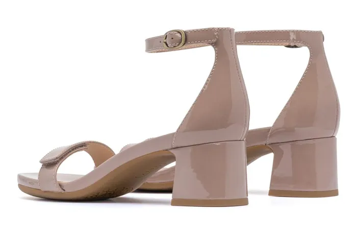 Women ABEO Footwear Dress Avenue Strap Tan Patent
