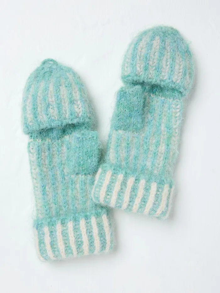 Women Gloves Fat Face Green Haze Plaited Overflap Gloves