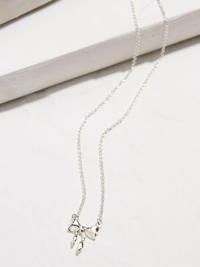 Women Jewellery Fat Face Silver Bow Necklace
