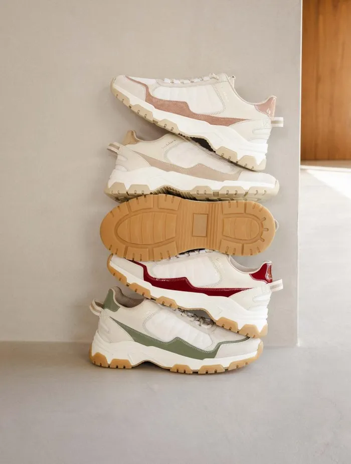 Women Sneakers Bobbies Kiwa White and Ruby Women Sneakers Bobbies Kiwa White and Ruby