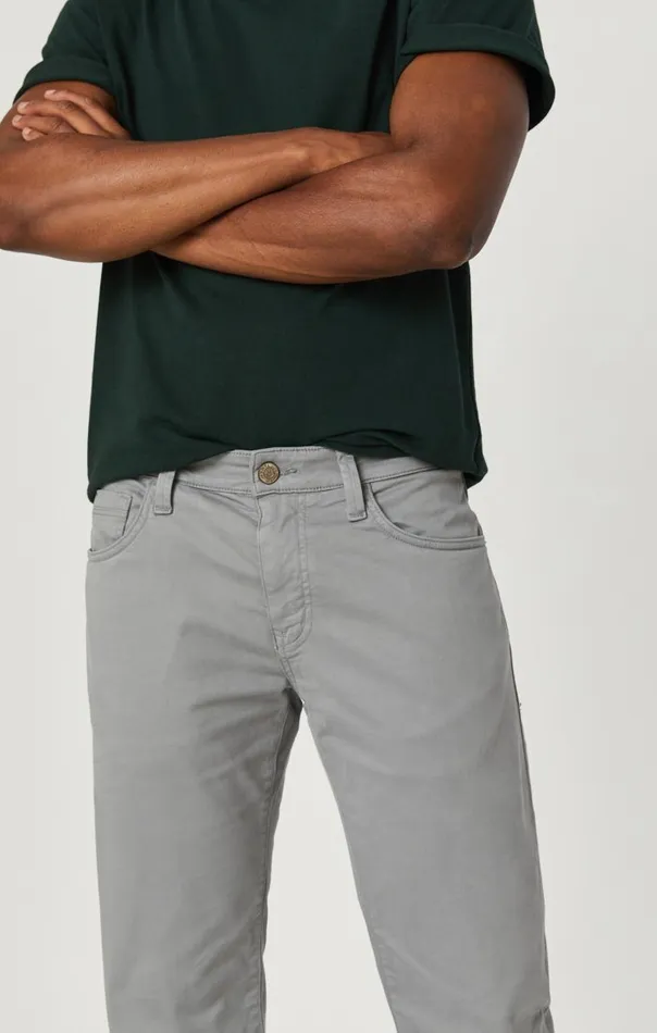 Zach Straight Leg In Shark Skin Twill Men Mavi Jeans Pants